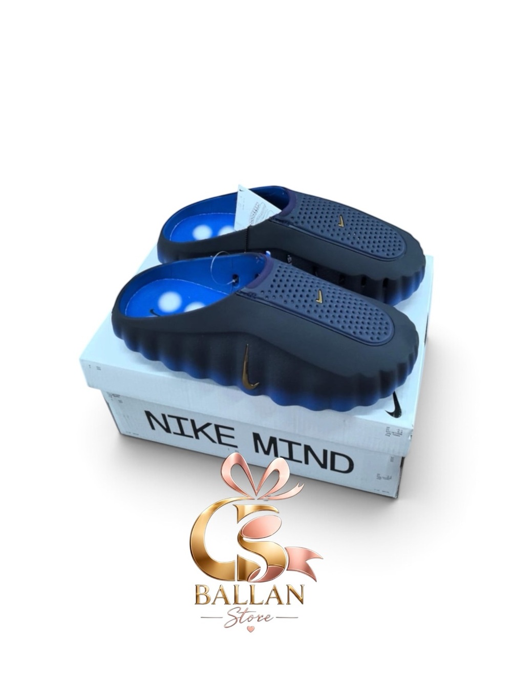 Nike Mind Men’s Slip-On Clog in Navy and Gold